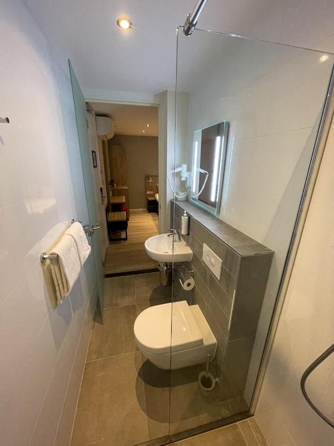 Joy Hotel Амстердам Екстериор снимка